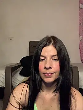 Estefani 32 online show from June 20, 6:54 pm