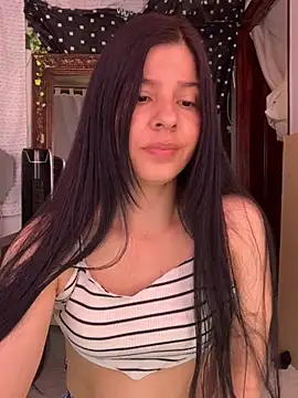 Estefani 32 online show from June 25, 5:28 pm