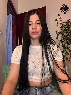 Estefani 32 online show from July 11, 5:37 pm