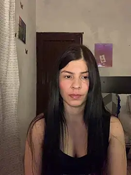 Estefani 32 online show from July 17, 4:45 pm