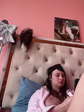 Snapshot of Flossy_Vettie chatting on March 14, 3:25 pm Flossy Vettie online show from March 14, 3:25 pm