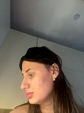 Snapshot of Flossy_Vettie chatting on October 24, 12:34 pm Flossy Vettie online show from October 24, 12:34 pm