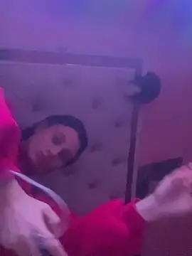 Snapshot of Flossy_Vettie chatting on October 27, 10:03 pm Flossy Vettie online show from October 27, 10:03 pm