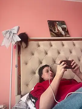 Snapshot of Flossy_Vettie chatting on November 11, 12:05 pm Flossy Vettie online show from November 11, 12:05 pm