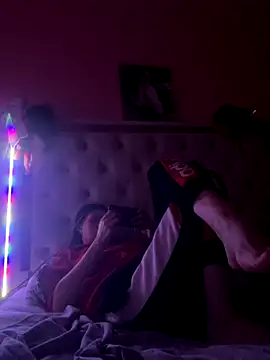 Snapshot of Flossy_Vettie chatting on November 24, 7:13 pm Flossy Vettie online show from November 24, 7:13 pm