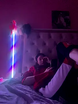 Snapshot of Flossy_Vettie chatting on November 30, 6:34 pm Flossy Vettie online show from November 30, 6:34 pm