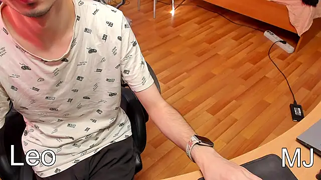 teelimata online show from March 19, 12:34 pm