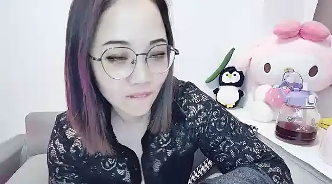 Snapshot of Giuliam chatting on March 20, 9:26 am Giuliam online show from March 20, 9:26 am