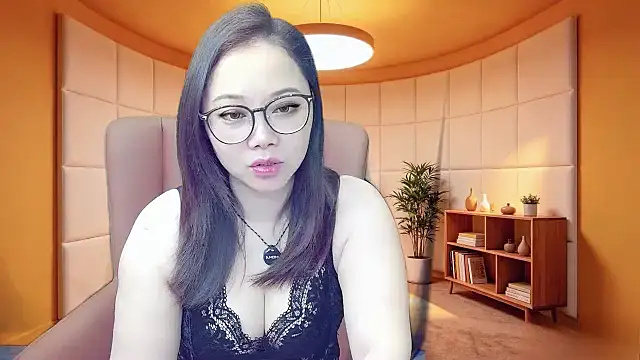 Giuliam online show from May 21, 6:04 pm