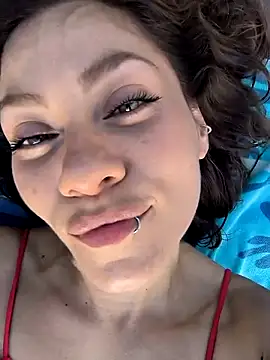 Snapshot of SamyJones9 chatting on December 14, 9:08 pm SamyJones9 online show from December 14, 9:08 pm