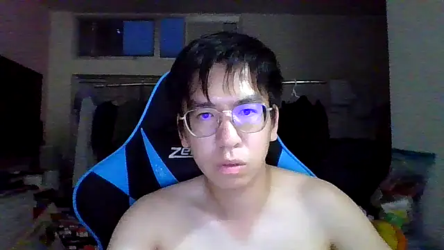 Snapshot of charlie_xdd chatting on March 22, 11:00 am charlie xdd online show from March 22, 11:00 am