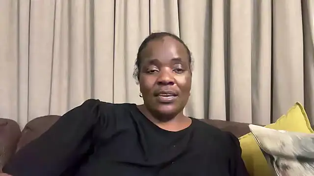 Snapshot of xXXSexyamazon chatting on February 23, 7:28 pm xXXSexyamazon online show from February 23, 7:28 pm