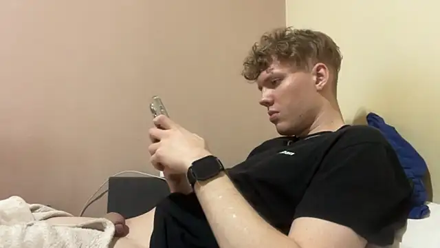 Snapshot of sexybooii6968 chatting on November 30, 3:27 pm sexybooii6968 online show from November 30, 3:27 pm