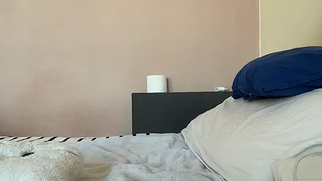 Snapshot of sexybooii6968 chatting on January 8, 11:23 am sexybooii6968 online show from January 8, 11:23 am