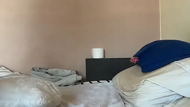 Snapshot of sexybooii6968 chatting on March 15, 9:15 am sexybooii6968 online show from March 15, 9:15 am