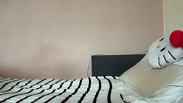 Snapshot of sexybooii6968 chatting on March 17, 9:01 am sexybooii6968 online show from March 17, 9:01 am