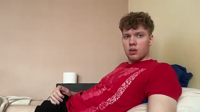 Snapshot of sexybooii6968 chatting on March 21, 10:42 am sexybooii6968 online show from March 21, 10:42 am