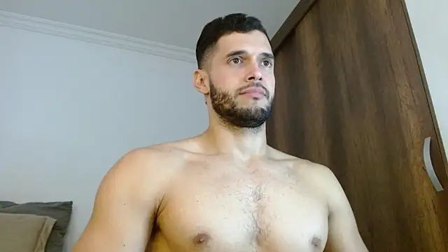 Noah jhonsonn online show from April 22, 1:34 pm