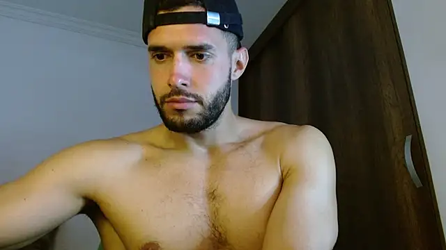 Noah jhonsonn online show from April 28, 4:12 pm