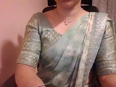 Snapshot of Pinky_4 chatting on March 8, 5:54 pm Pinky 4 online show from March 8, 5:54 pm