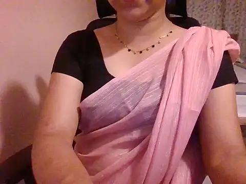 Snapshot of Pinky_4 chatting on September 15, 4:18 pm Pinky 4 online show from September 15, 4:18 pm