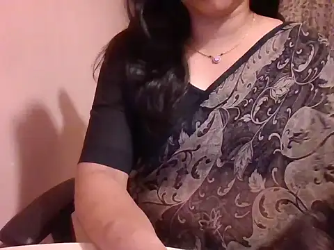 Pinky 4 online show from February 15, 6:26 pm