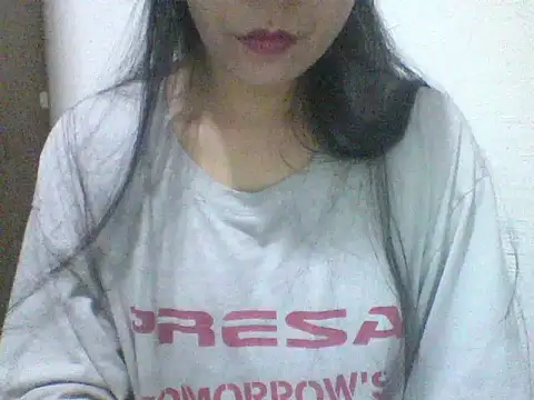 Snapshot of spankmybootyxxx chatting on November 30, 6:23 pm spankmybootyxxx online show from November 30, 6:23 pm