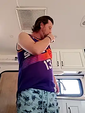 EZYves online show from March 13, 11:00 pm