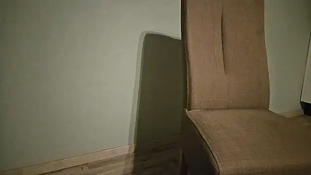 Snapshot of drm4ple3 chatting on February 4, 10:47 pm drm4ple3 online show from February 4, 10:47 pm