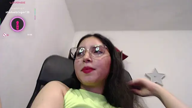 Snapshot of LemonsaD_ chatting on March 7, 4:13 am LemonsaD online show from March 7, 4:13 am