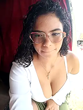 Simone Miller online show from February 7, 4:14 pm