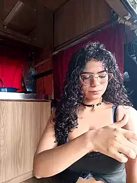 Simone Miller online show from February 11, 2:57 pm