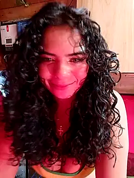 Simone Miller online show from March 7, 6:22 pm