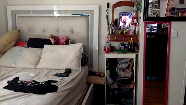 BIG-CkD F online show from March 18, 4:48 pm