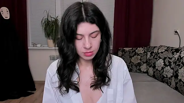 MolagAnna online show from March 13, 4:34 pm