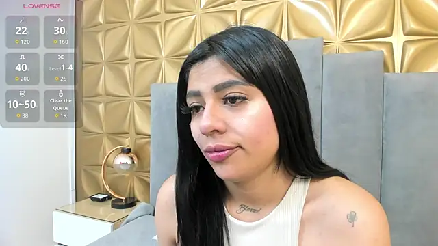 Snapshot of melani_dream chatting on July 28, 1:54 pm melani dream online show from July 28, 1:54 pm