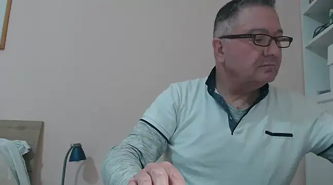 YOU6me online show from January 12, 3:25 pm