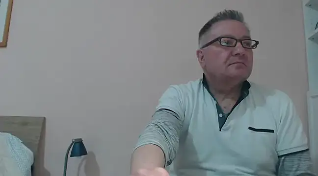 YOU6me online show from January 13, 3:58 pm