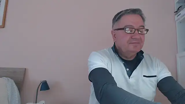 YOU6me online show from February 17, 9:24 am