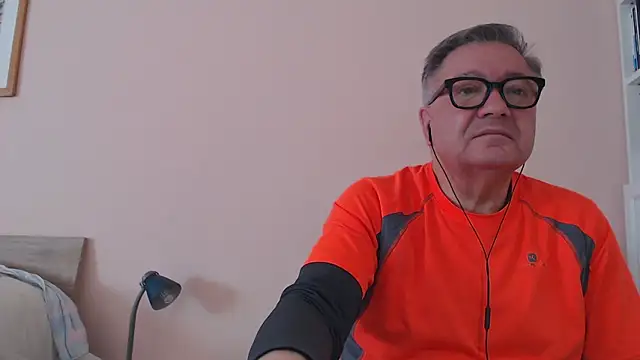 YOU6me online show from December 15, 10:19 am