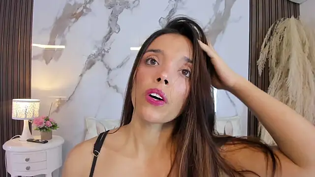 hannahill69 online show from July 23, 4:54 am