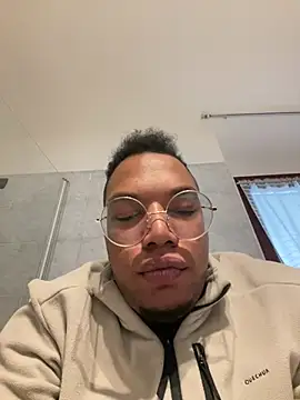 Snapshot of iamrafaelhot chatting on December 10, 12:05 pm iamrafaelhot online show from December 10, 12:05 pm