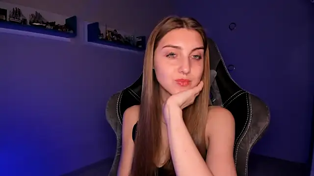 Snapshot of CassiaBlade1 chatting on January 7, 7:06 pm CassiaBlade1 online show from January 7, 7:06 pm