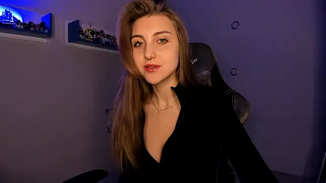 Snapshot of CassiaBlade1 chatting on January 27, 7:24 pm CassiaBlade1 online show from January 27, 7:24 pm