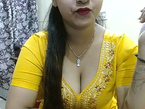 LovingPihu online show from April 7, 5:08 am