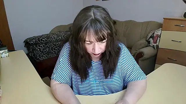 Lucretia Goldi  online show from April 29, 11:22 pm