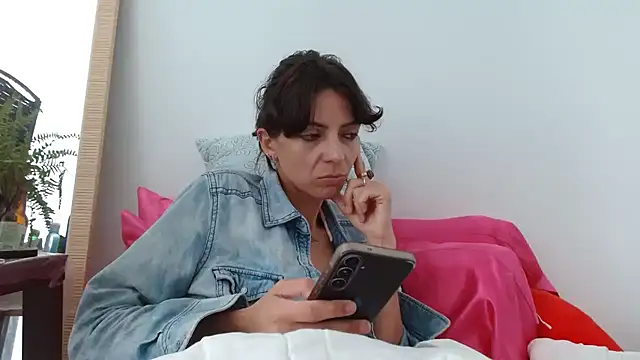 Snapshot of Labebe-rica chatting on August 2, 4:38 pm Labebe-rica online show from August 2, 4:38 pm