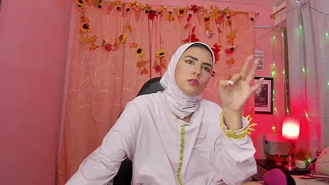 Snapshot of DarshaKhemu chatting on January 20, 11:43 pm DarshaKhemu online show from January 20, 11:43 pm