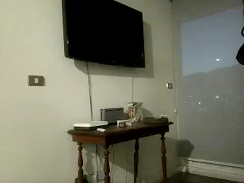 Snapshot of PenelopeSx chatting on October 14, 9:32 am PenelopeSx online show from October 14, 9:32 am