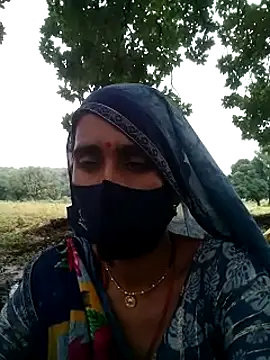 Snapshot of Mohni_Das chatting on October 6, 8:34 am Mohni Das online show from October 6, 8:34 am